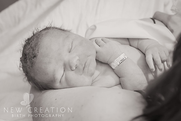 Wilson-Cedar-Rapids-Birth-Photographer-8352
