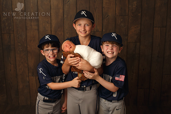 McGee Cedar Rapids Newborn Photographer 1462-2