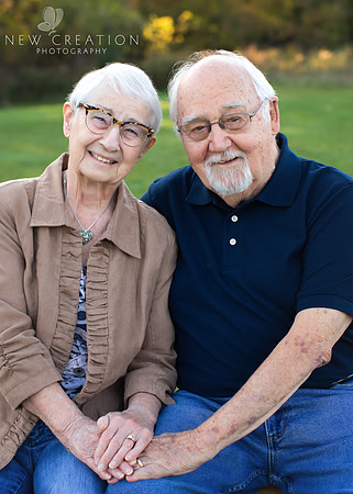 Hora Iowa Grandparent Photographer 6780