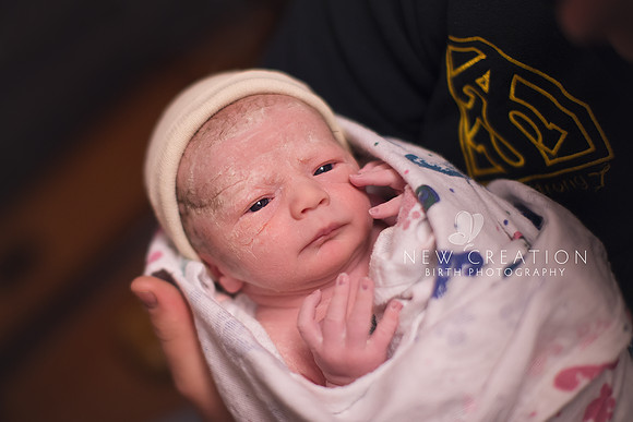 Smith Cedar Rapids Surrogate Birth Photographer 9625