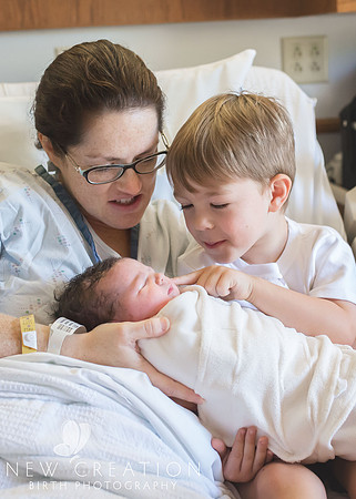 Hansen-Iowa-City-Birth-Photography-7886