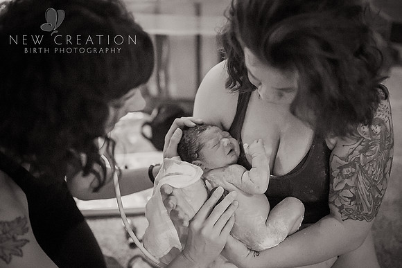 White-Cedar-Rapids-Homebirth-Photographer-6856