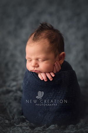 Musil-Cedar-Rapids-Newborn-Photographer-3598