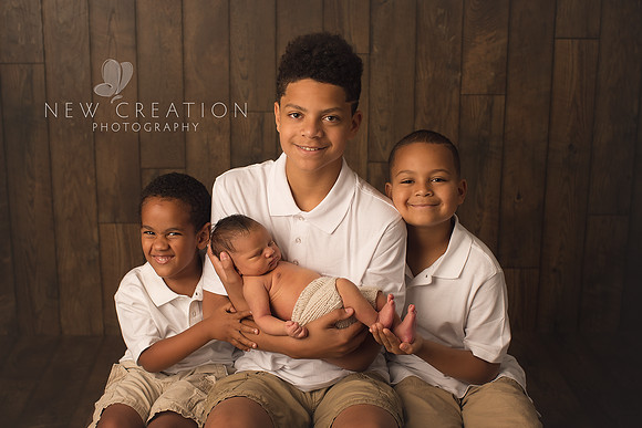Yeboah Cedar Rapids Newborn Family Photography 7820