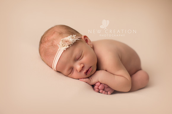 Peterson Cedar Rapids Newborn Photography 4858
