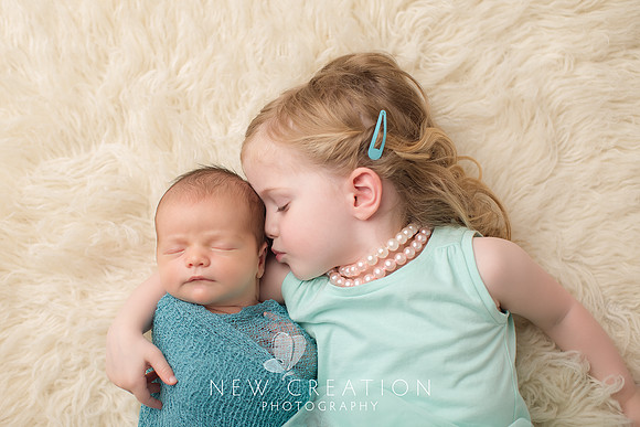 Johnson Iowa City Newborn Photographer 3912