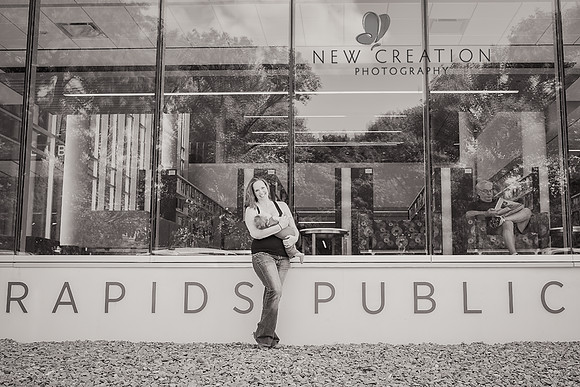 PBAP-Cedar-Rapids-Breastfeeding-Photographer-7711-2