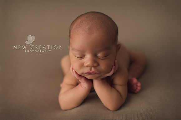 Gladden Cedar Rapids Newborn Photographer 5594