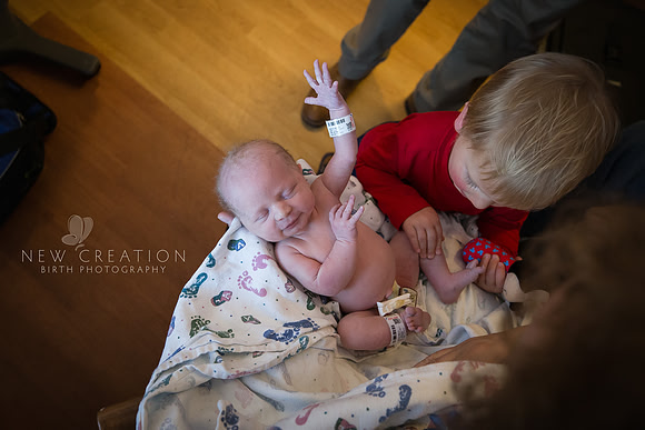 Dodd Marion Iowa Birth Photographer 4722